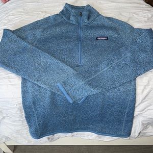 Worn once, Patagonia quarter zip pull over.